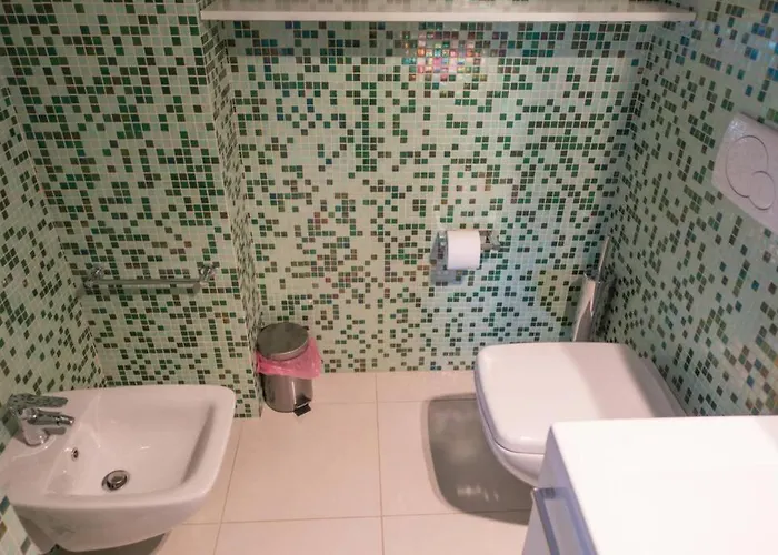 Viole, Cozy Attic Set In The Old Town Next To The Apartament *